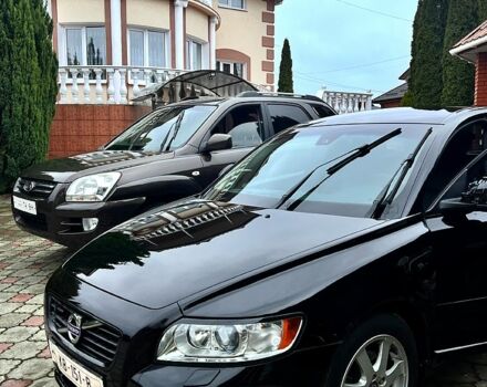 Черный Вольво В50, объемом двигателя 1.6 л и пробегом 210 тыс. км за 7300 $, фото 3 на Automoto.ua