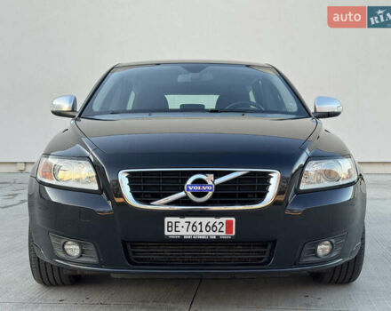Черный Вольво В50, объемом двигателя 1.6 л и пробегом 235 тыс. км за 9350 $, фото 8 на Automoto.ua