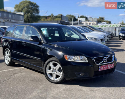 Черный Вольво В50, объемом двигателя 1.6 л и пробегом 227 тыс. км за 9500 $, фото 11 на Automoto.ua