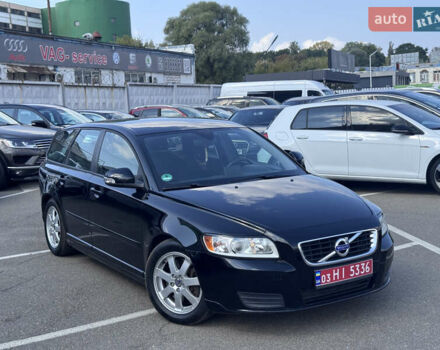 Черный Вольво В50, объемом двигателя 2 л и пробегом 210 тыс. км за 11000 $, фото 12 на Automoto.ua