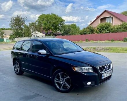Чорний Вольво V50, об'ємом двигуна 2 л та пробігом 269 тис. км за 9200 $, фото 1 на Automoto.ua