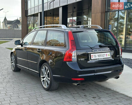 Чорний Вольво V50, об'ємом двигуна 2 л та пробігом 262 тис. км за 9850 $, фото 6 на Automoto.ua