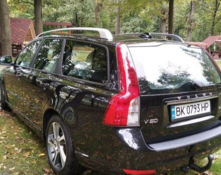 Черный Вольво В50, объемом двигателя 1.6 л и пробегом 166 тыс. км за 9000 $, фото 19 на Automoto.ua