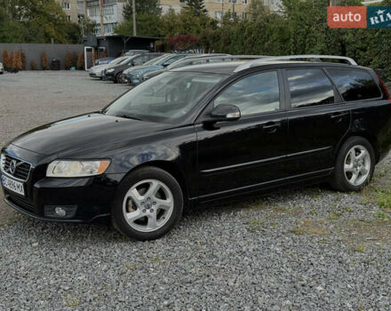 Вольво В50 2011 в Дрогобыче на Automoto.ua Черный Вольво В50, объемом двигателя 1.6 л и пробегом 166 тыс. км за 8999 $, фото 2 на Automoto.ua