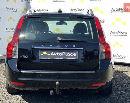 Черный Вольво В50, объемом двигателя 1.6 л и пробегом 197 тыс. км за 8200 $, фото 48 на Automoto.ua