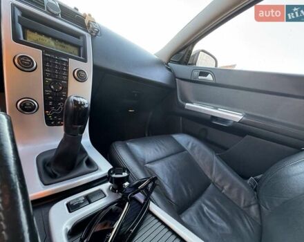 Черный Вольво В50, объемом двигателя 1.6 л и пробегом 215 тыс. км за 7600 $, фото 21 на Automoto.ua