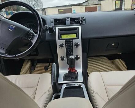 Чорний Вольво V50, об'ємом двигуна 1.56 л та пробігом 230 тис. км за 8600 $, фото 15 на Automoto.ua