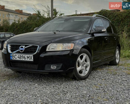 Вольво В50 2011 в Дрогобыче на Automoto.ua Черный Вольво В50, объемом двигателя 1.6 л и пробегом 166 тыс. км за 8999 $, фото 1 на Automoto.ua