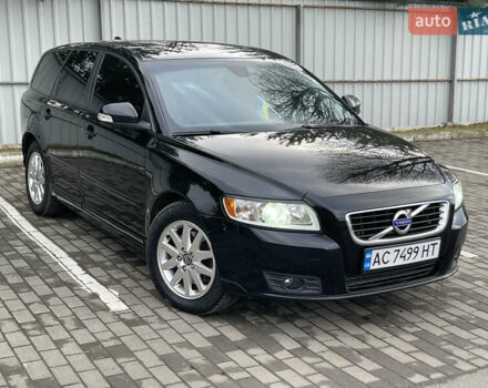 Черный Вольво В50, объемом двигателя 2 л и пробегом 279 тыс. км за 8750 $, фото 8 на Automoto.ua