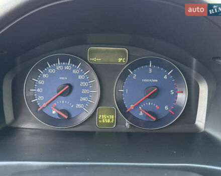 Черный Вольво В50, объемом двигателя 1.6 л и пробегом 235 тыс. км за 9350 $, фото 39 на Automoto.ua