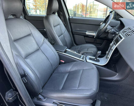 Чорний Вольво V50, об'ємом двигуна 2 л та пробігом 262 тис. км за 9850 $, фото 43 на Automoto.ua