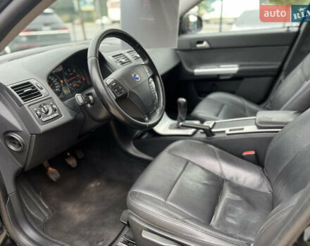 Черный Вольво В50, объемом двигателя 1.6 л и пробегом 244 тыс. км за 8300 $, фото 18 на Automoto.ua