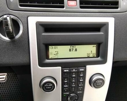 Черный Вольво В50, объемом двигателя 1.6 л и пробегом 186 тыс. км за 9000 $, фото 31 на Automoto.ua