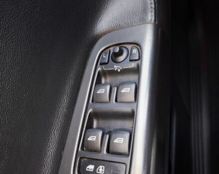 Черный Вольво В50, объемом двигателя 1.6 л и пробегом 255 тыс. км за 7400 $, фото 8 на Automoto.ua