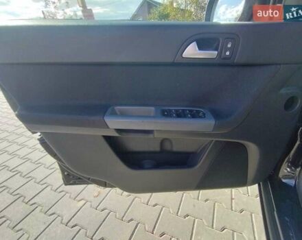 Черный Вольво В50, объемом двигателя 1.6 л и пробегом 223 тыс. км за 7500 $, фото 11 на Automoto.ua