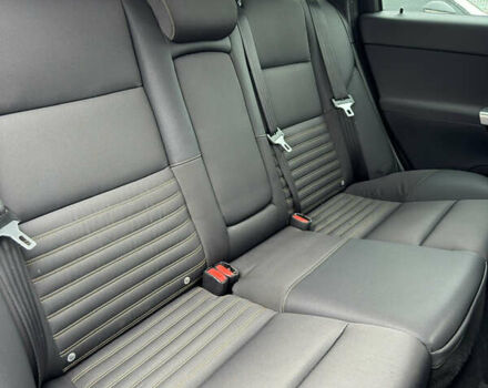 Черный Вольво В50, объемом двигателя 2 л и пробегом 213 тыс. км за 11000 $, фото 28 на Automoto.ua