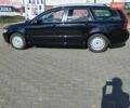 Черный Вольво В50, объемом двигателя 1.6 л и пробегом 223 тыс. км за 7500 $, фото 1 на Automoto.ua