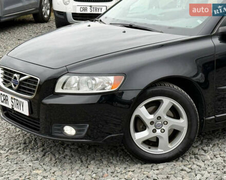 Вольво В50 2011 в Стрые на Automoto.ua Черный Вольво В50, объемом двигателя 1.6 л и пробегом 230 тыс. км за 8250 $, фото 11 на Automoto.ua
