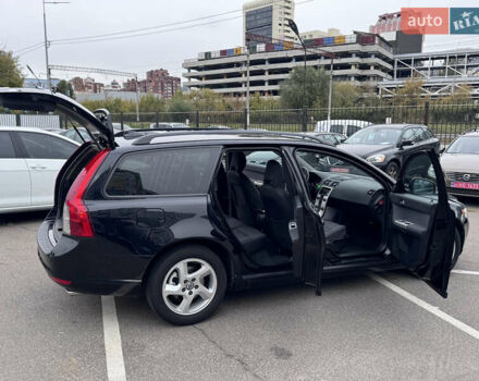 Черный Вольво В50, объемом двигателя 2 л и пробегом 213 тыс. км за 11000 $, фото 15 на Automoto.ua