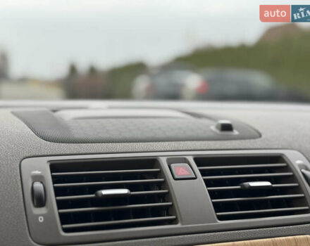 Чорний Вольво V50, об'ємом двигуна 1.6 л та пробігом 214 тис. км за 8999 $, фото 53 на Automoto.ua