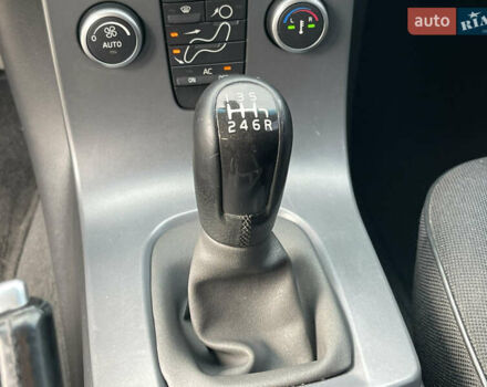 Черный Вольво В50, объемом двигателя 2 л и пробегом 279 тыс. км за 8750 $, фото 37 на Automoto.ua