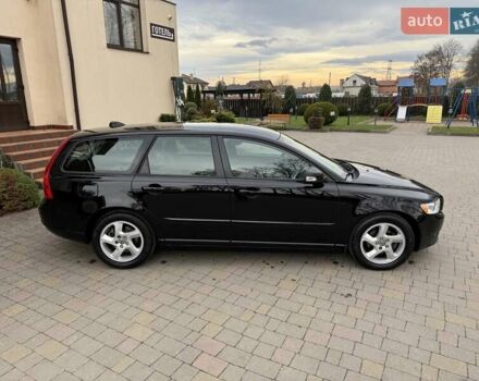 Черный Вольво В50, объемом двигателя 1.6 л и пробегом 226 тыс. км за 8290 $, фото 19 на Automoto.ua