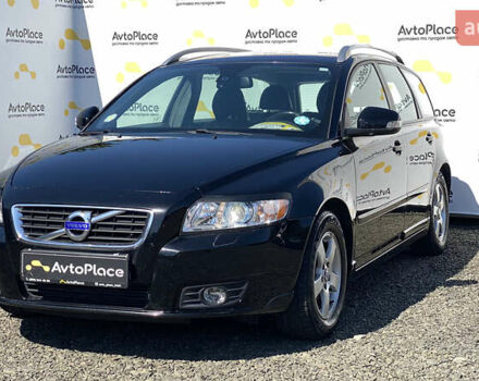 Черный Вольво В50, объемом двигателя 1.6 л и пробегом 197 тыс. км за 8200 $, фото 1 на Automoto.ua