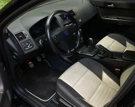 Черный Вольво В50, объемом двигателя 1.6 л и пробегом 235 тыс. км за 7800 $, фото 14 на Automoto.ua