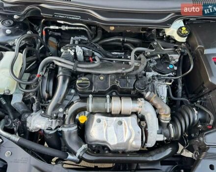 Черный Вольво В50, объемом двигателя 1.6 л и пробегом 235 тыс. км за 9350 $, фото 52 на Automoto.ua