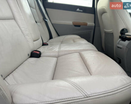 Чорний Вольво V50, об'ємом двигуна 1.6 л та пробігом 214 тис. км за 8999 $, фото 77 на Automoto.ua