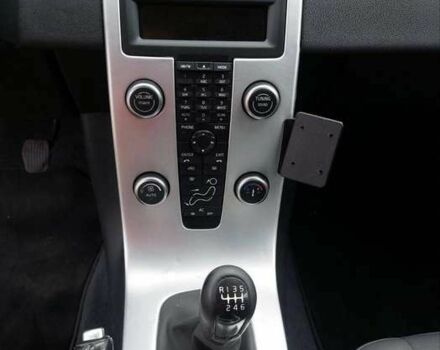 Черный Вольво В50, объемом двигателя 0 л и пробегом 130 тыс. км за 7950 $, фото 5 на Automoto.ua