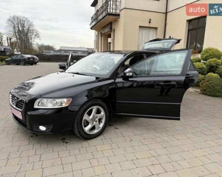 Черный Вольво В50, объемом двигателя 1.6 л и пробегом 226 тыс. км за 8290 $, фото 29 на Automoto.ua