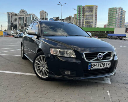 Черный Вольво В50, объемом двигателя 1.56 л и пробегом 264 тыс. км за 8300 $, фото 6 на Automoto.ua