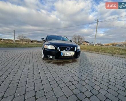 Черный Вольво В50, объемом двигателя 1.6 л и пробегом 215 тыс. км за 7600 $, фото 2 на Automoto.ua