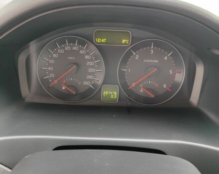 Черный Вольво В50, объемом двигателя 1.6 л и пробегом 208 тыс. км за 7400 $, фото 1 на Automoto.ua