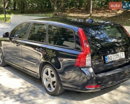 Черный Вольво В50, объемом двигателя 1.6 л и пробегом 235 тыс. км за 7800 $, фото 6 на Automoto.ua