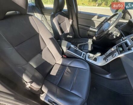 Черный Вольво В50, объемом двигателя 1.98 л и пробегом 228 тыс. км за 9600 $, фото 27 на Automoto.ua