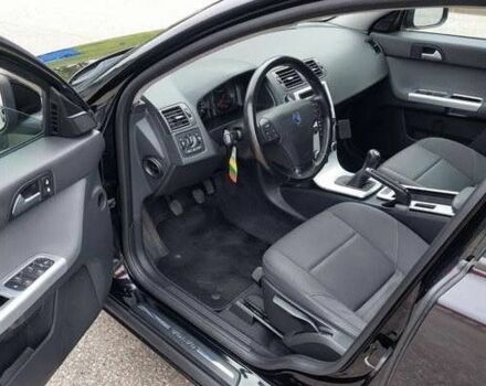 Черный Вольво В50, объемом двигателя 0 л и пробегом 130 тыс. км за 7950 $, фото 3 на Automoto.ua