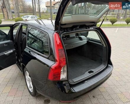 Черный Вольво В50, объемом двигателя 1.6 л и пробегом 226 тыс. км за 8290 $, фото 42 на Automoto.ua