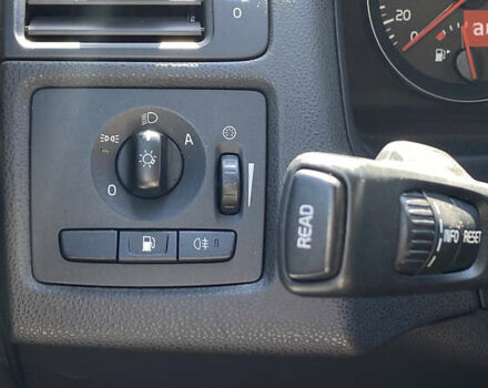 Черный Вольво В50, объемом двигателя 1.6 л и пробегом 197 тыс. км за 8200 $, фото 36 на Automoto.ua