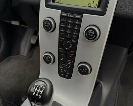 Вольво В50 2011 в Дрогобыче на Automoto.ua Черный Вольво В50, объемом двигателя 1.6 л и пробегом 166 тыс. км за 8999 $, фото 42 на Automoto.ua