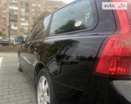 Черный Вольво В50, объемом двигателя 1.6 л и пробегом 180 тыс. км за 8700 $, фото 21 на Automoto.ua