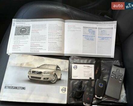 Черный Вольво В50, объемом двигателя 1.98 л и пробегом 228 тыс. км за 9600 $, фото 17 на Automoto.ua