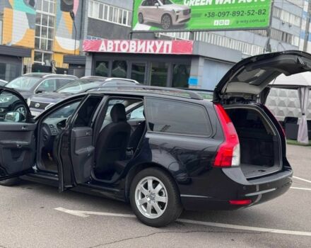 Черный Вольво В50, объемом двигателя 1.6 л и пробегом 266 тыс. км за 8900 $, фото 14 на Automoto.ua