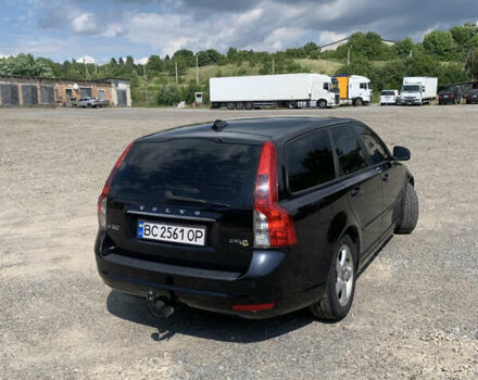 Черный Вольво В50, объемом двигателя 1.6 л и пробегом 307 тыс. км за 8200 $, фото 3 на Automoto.ua