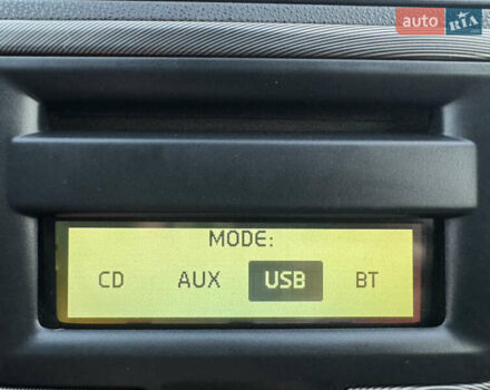 Черный Вольво В50, объемом двигателя 1.6 л и пробегом 235 тыс. км за 9350 $, фото 44 на Automoto.ua