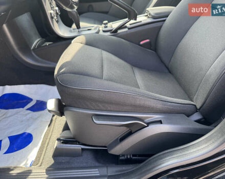 Черный Вольво В50, объемом двигателя 2 л и пробегом 210 тыс. км за 11000 $, фото 20 на Automoto.ua