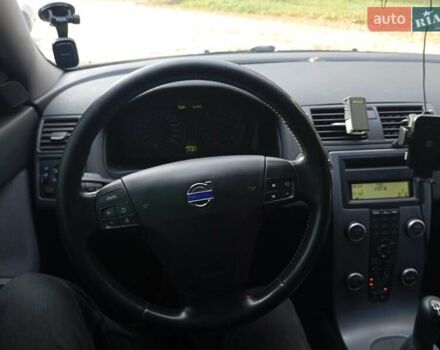 Вольво В50 2011 в Белой Церкве на Automoto.ua Черный Вольво В50, объемом двигателя 1.6 л и пробегом 290 тыс. км за 8600 $, фото 17 на Automoto.ua