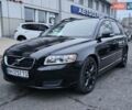Чорний Вольво V50, об'ємом двигуна 1.98 л та пробігом 246 тис. км за 8400 $, фото 1 на Automoto.ua