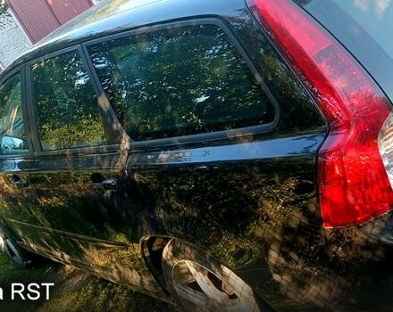 Черный Вольво В50, объемом двигателя 1.6 л и пробегом 237 тыс. км за 8999 $, фото 1 на Automoto.ua